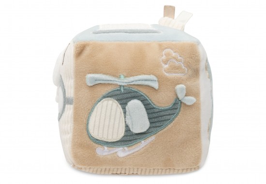 119 001 680758717329393929detail 0006