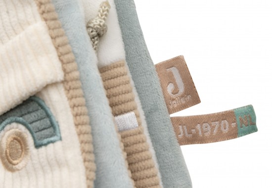 221 001 680758717329393950detail 0006