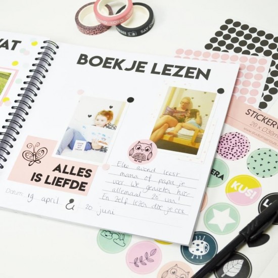 Invulboek 1-4 jaar | Studio Ins & Outs