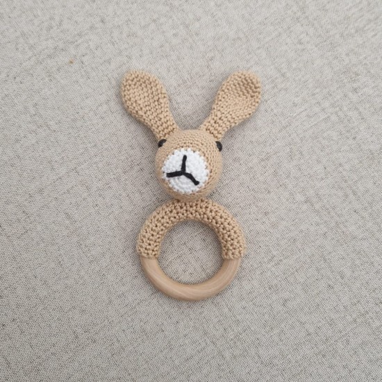 Gehaakte rammelaar | Konijn | Beige