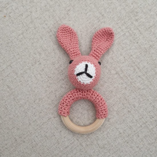 Gehaakte rammelaar | Konijn | Roze
